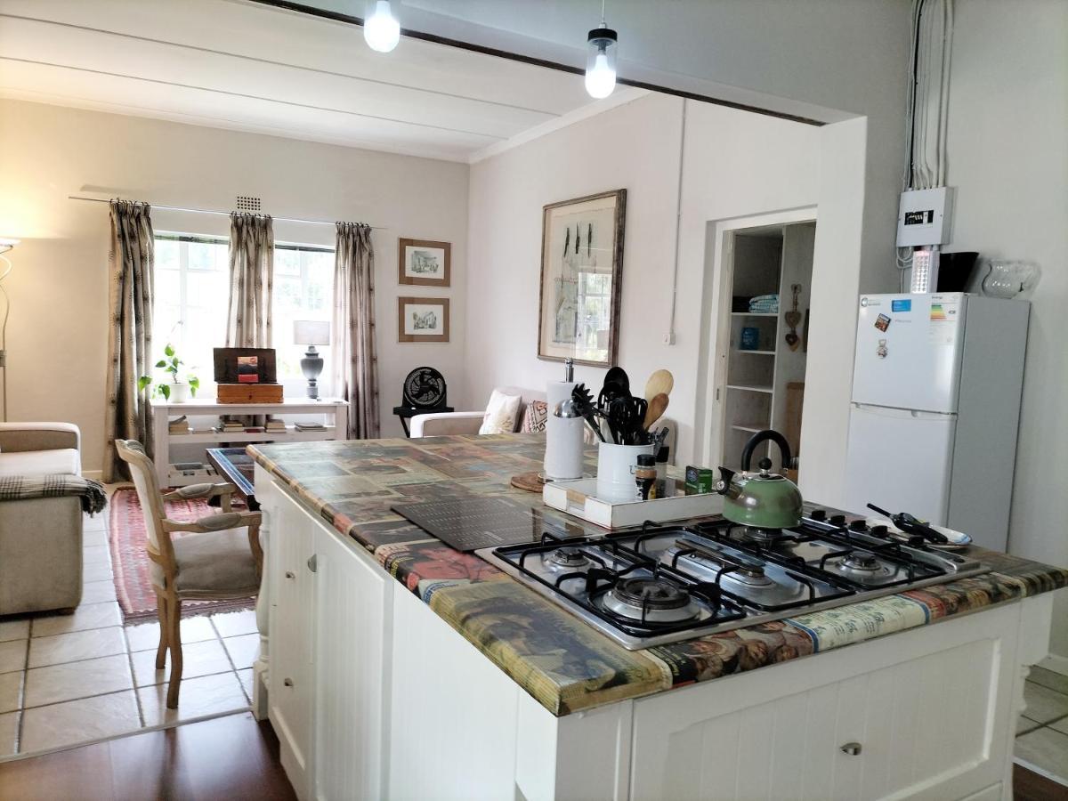 Olive And Vine Farm Cottage 프란쉬후크 외부 사진